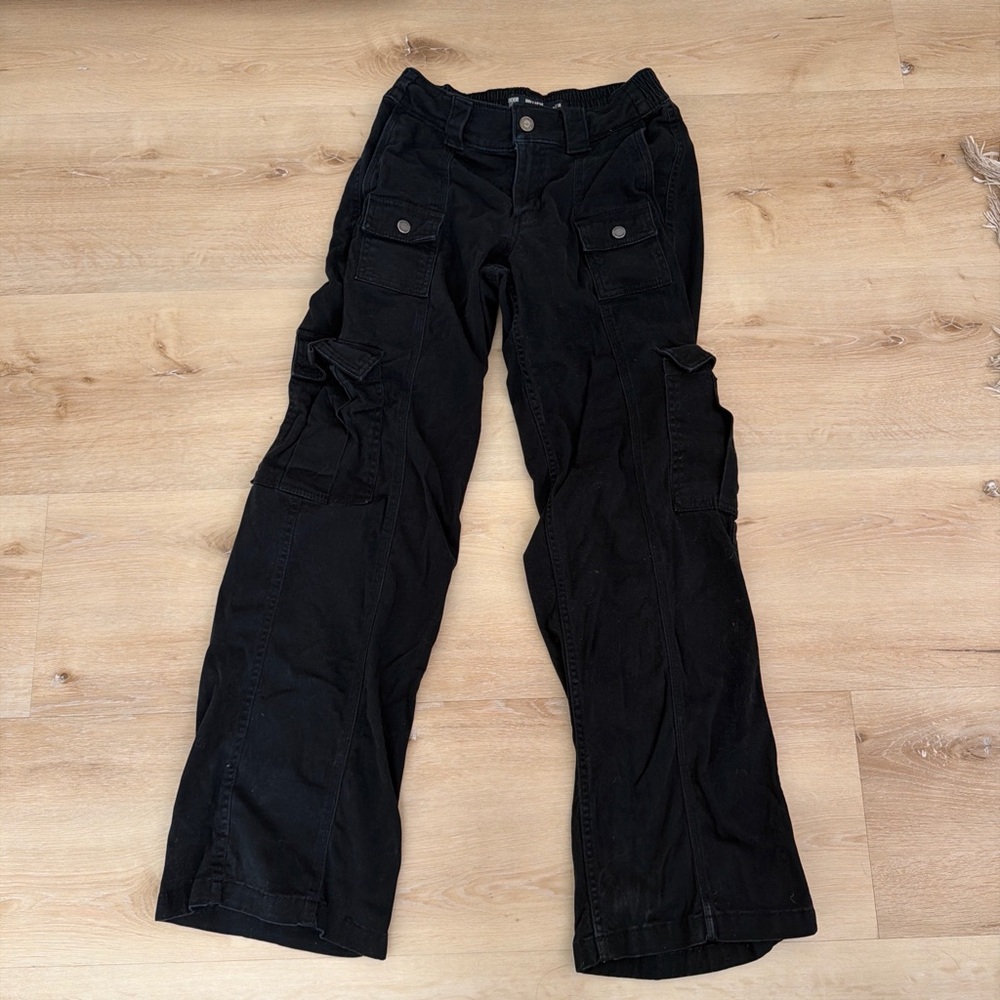 Hollister Black Cargo Pants with Pocket Details